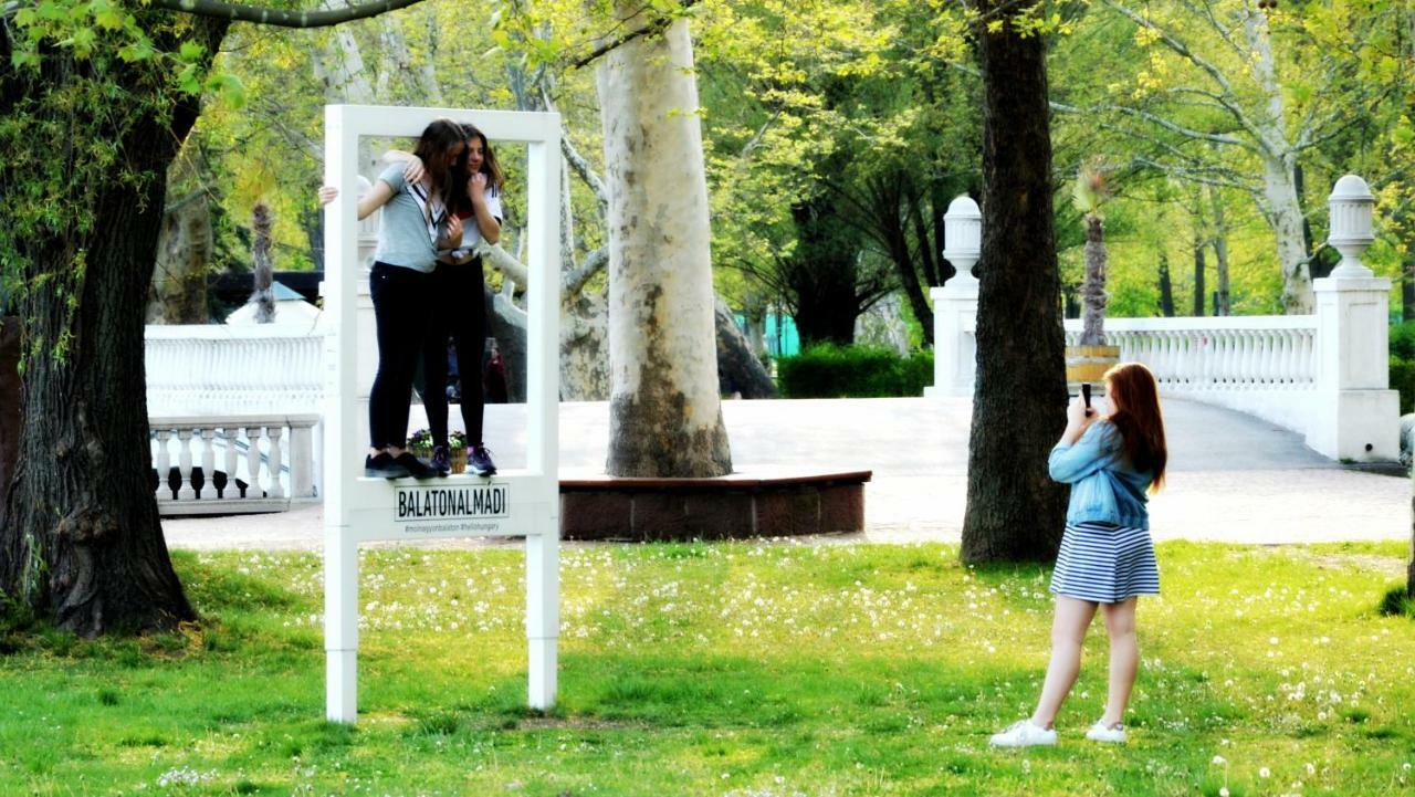 Miniszilva Apartman Balatonalmádi Exterior foto